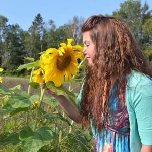 Meet your Posher, Alyssa